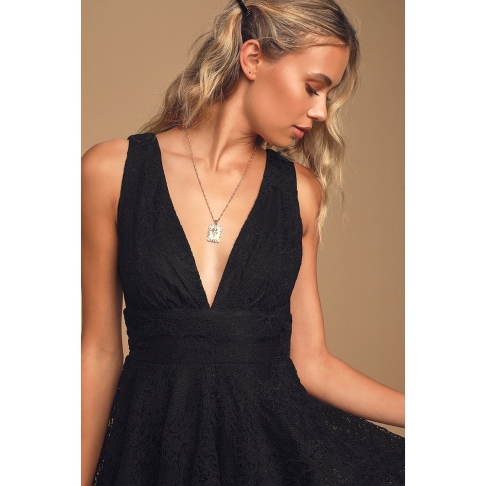 Lulus Twirl About It Black Lace Ruffled Tiered Sleeveless Midi Dress - Size M